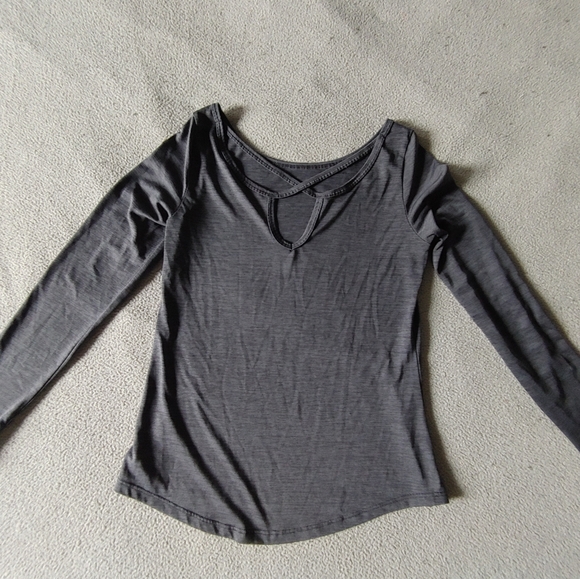 Longsleeve polyester shirt - Picture 2 of 2